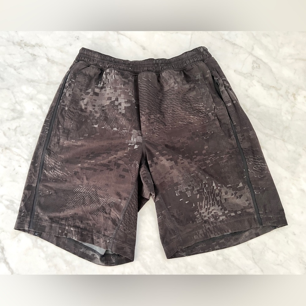 Lululemon Athletica Pace Breaker Liner Shorts - Black Gray Pixel - Men Size M?